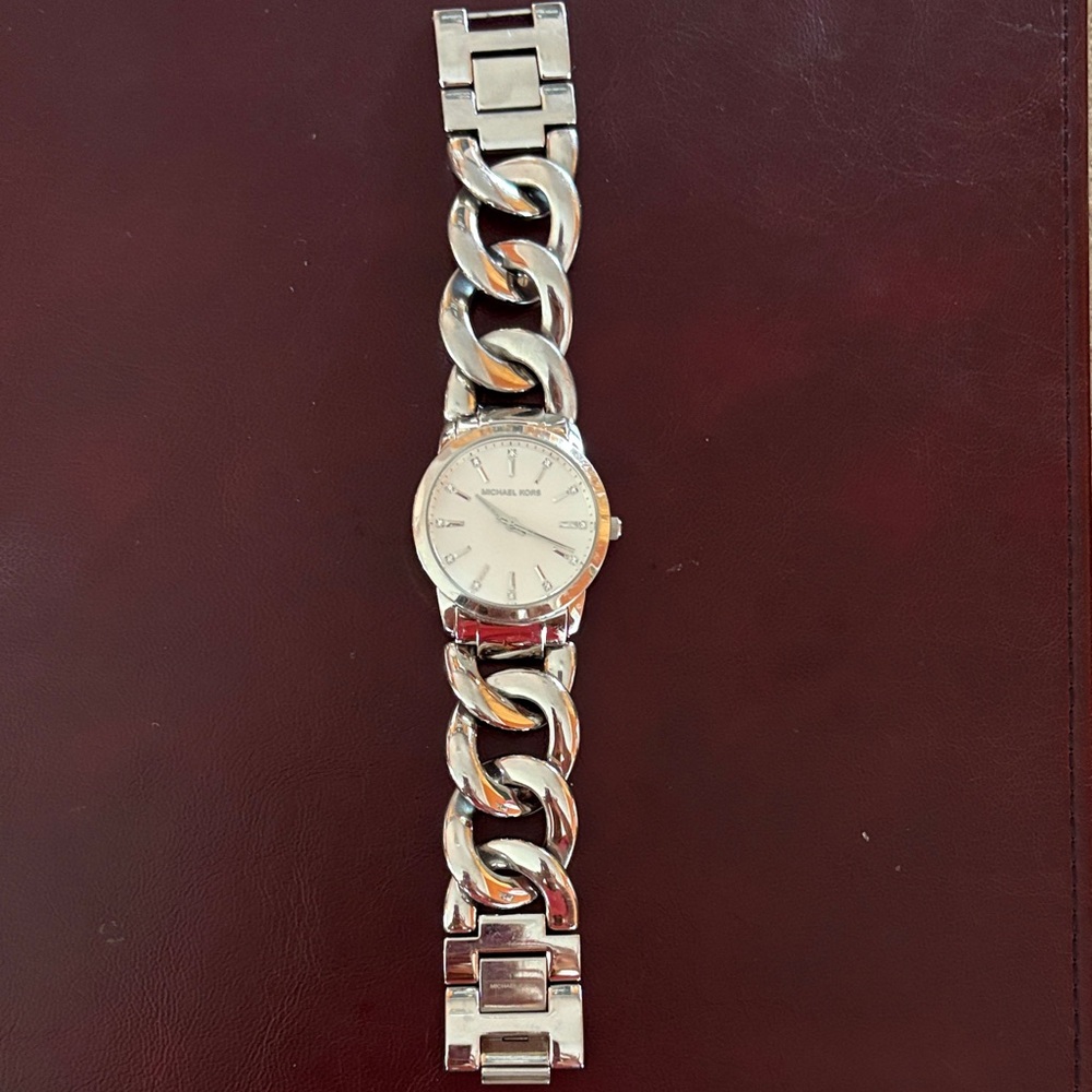Michael Kors Silver Chain Bracelet Watch